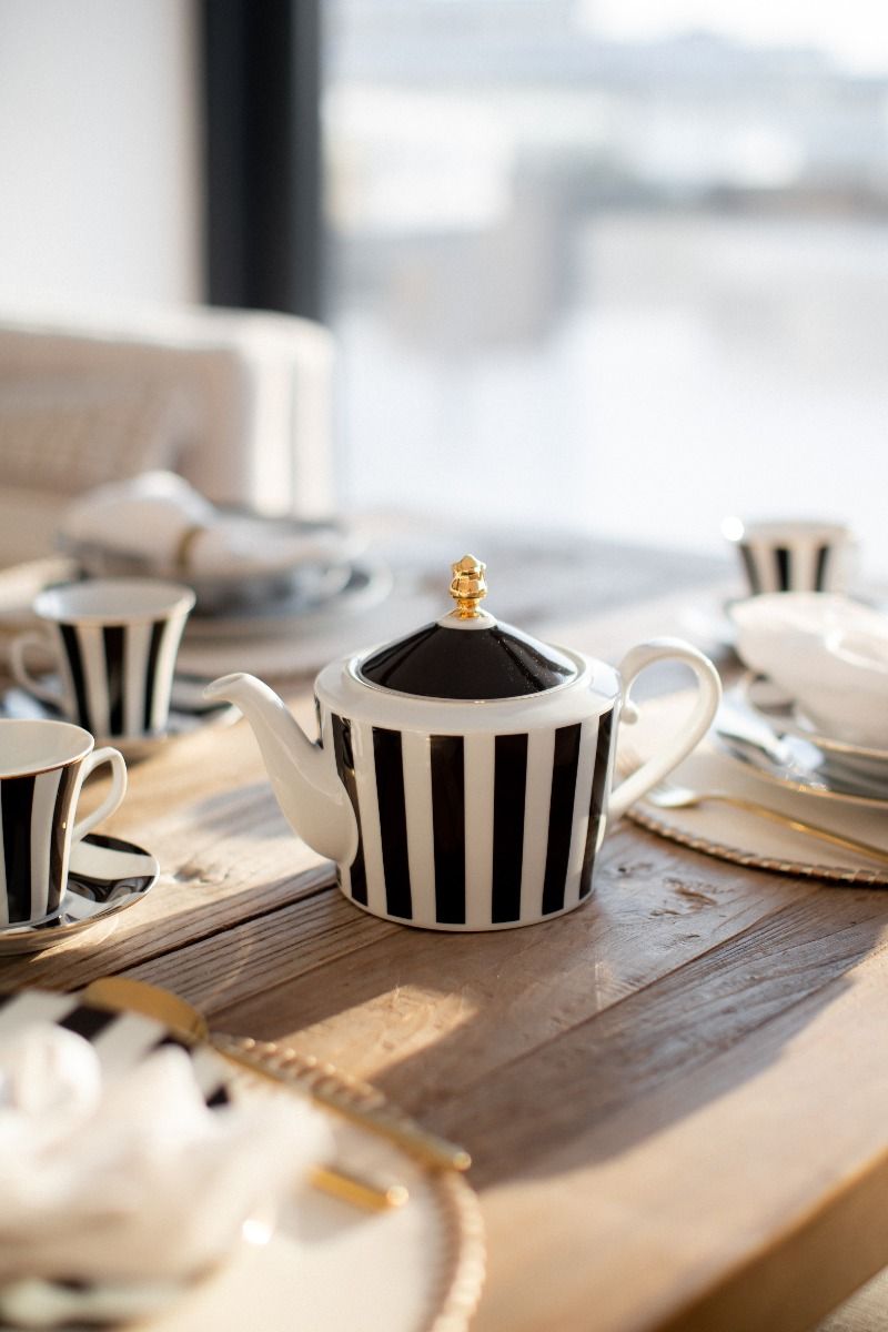 Dzbanek Stripes Black