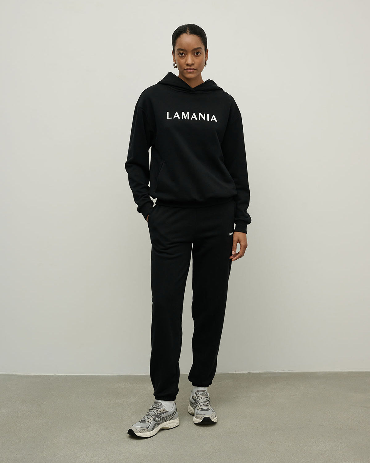 BLUZA Z KAPTUREM EVERY BLACK