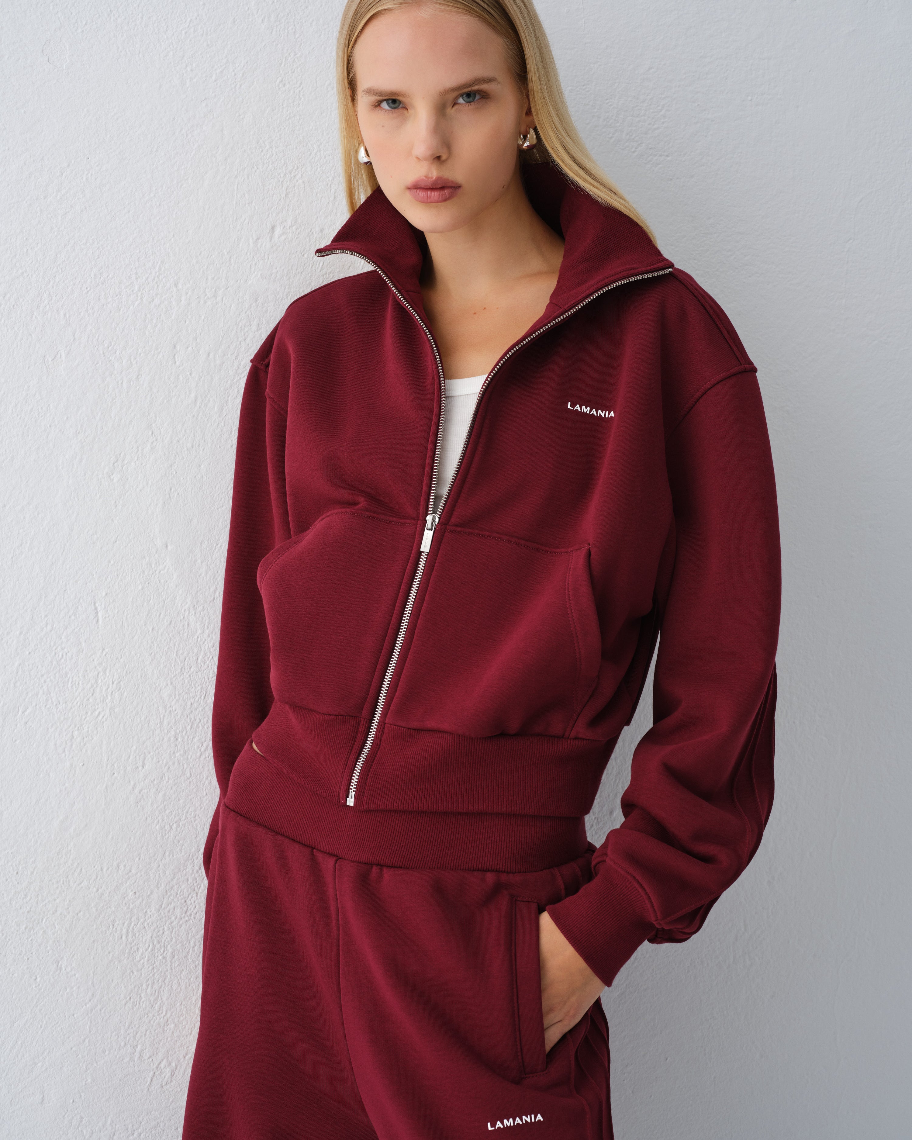 BURGUNDY ZIP-UP SWEATSHIRT WITH PIN