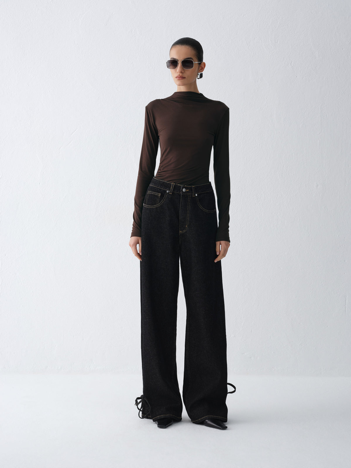 LONGSLEEVE APRIL DARK CHOCOLATE