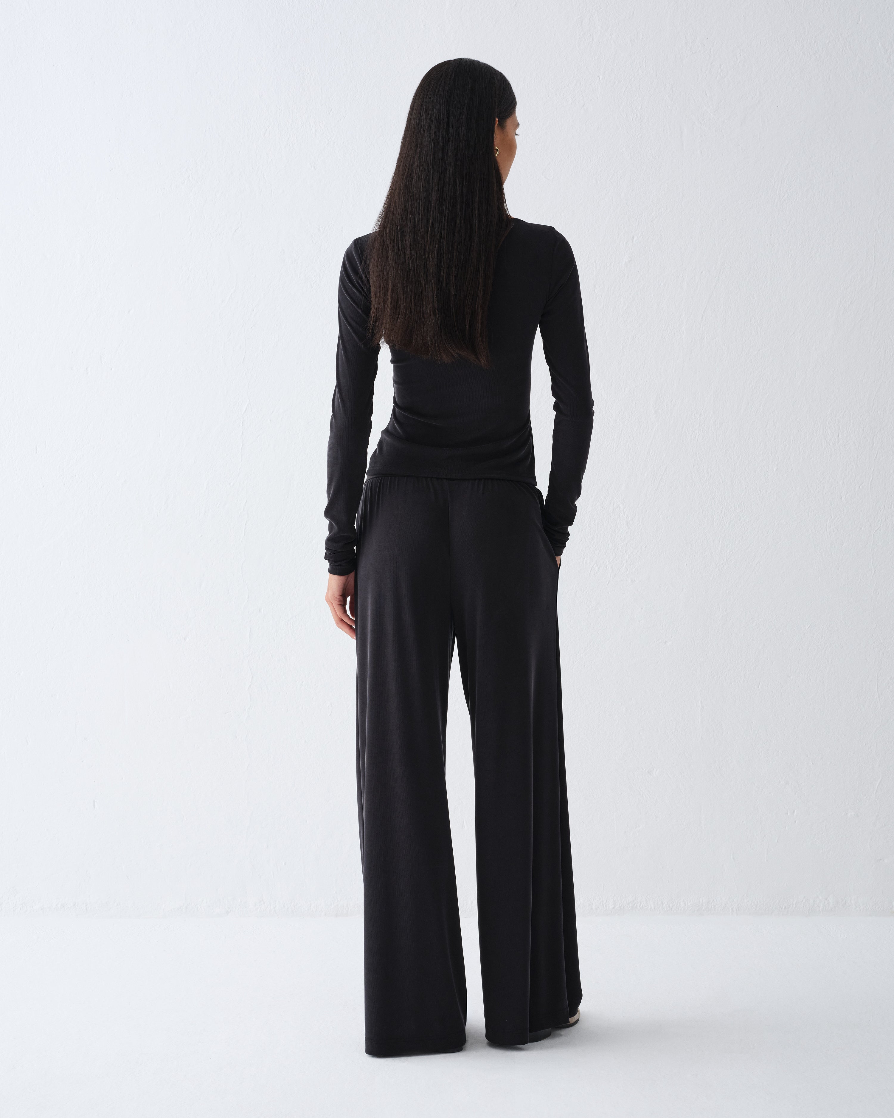BETH BLACK SWEATPANTS