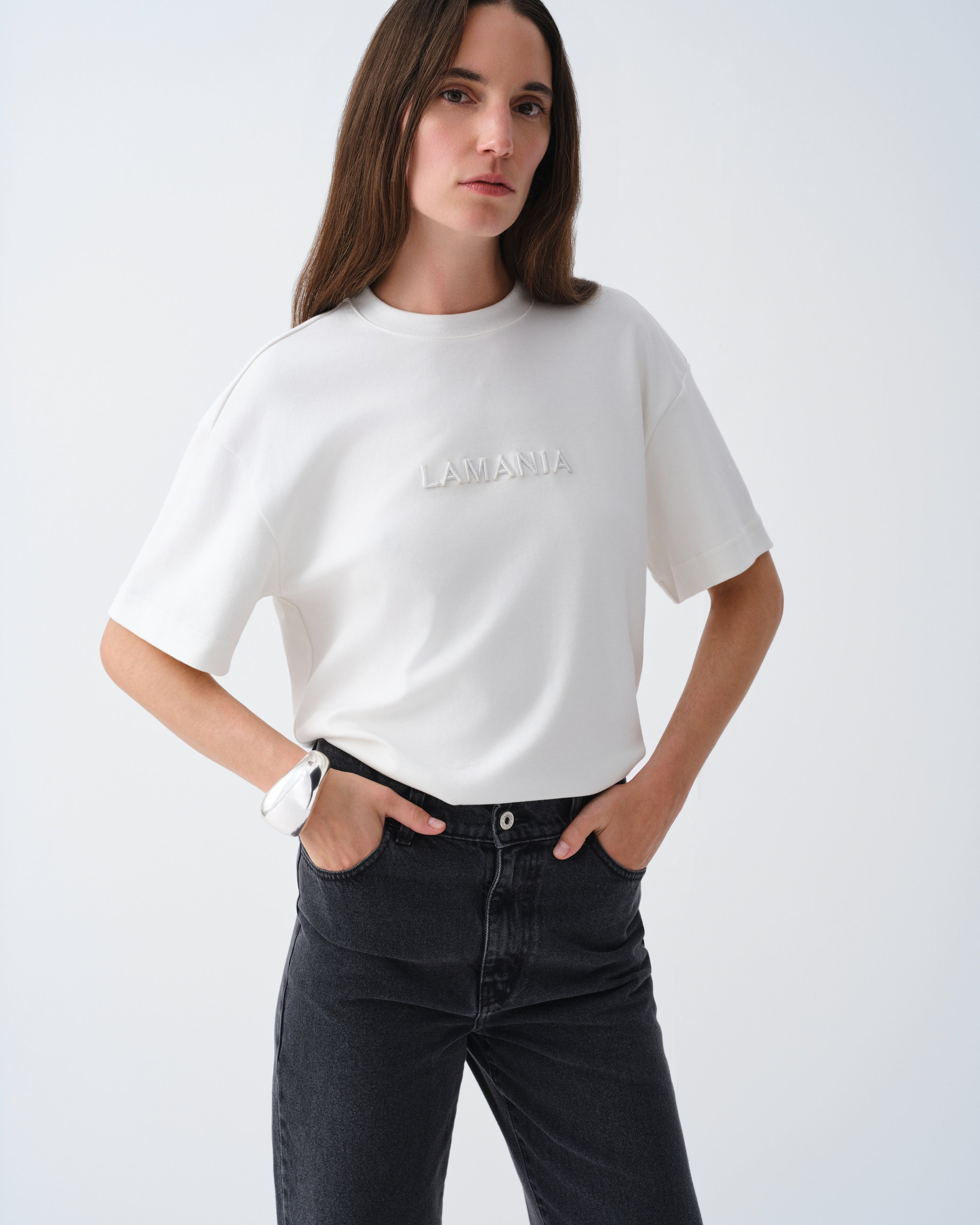 HAYLA WHITE T-SHIRT