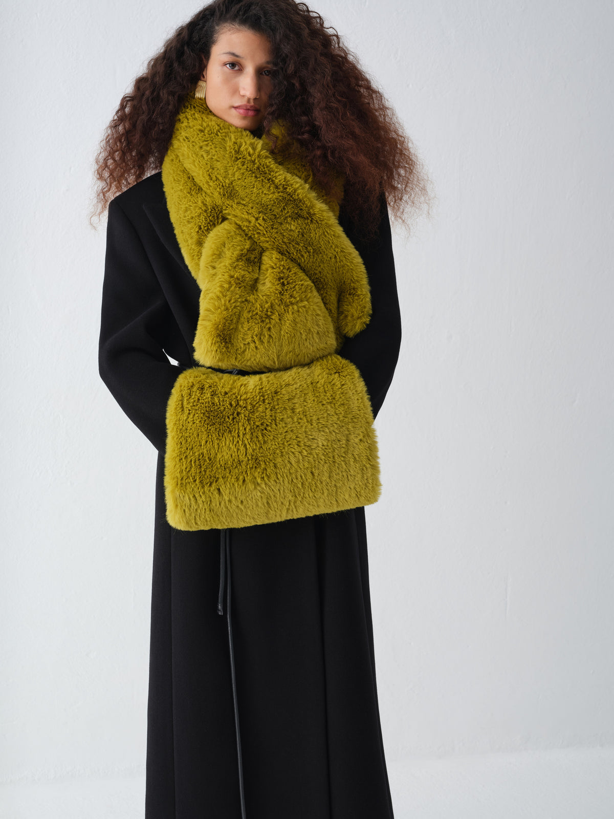 PELAGE OLIVE STOLE