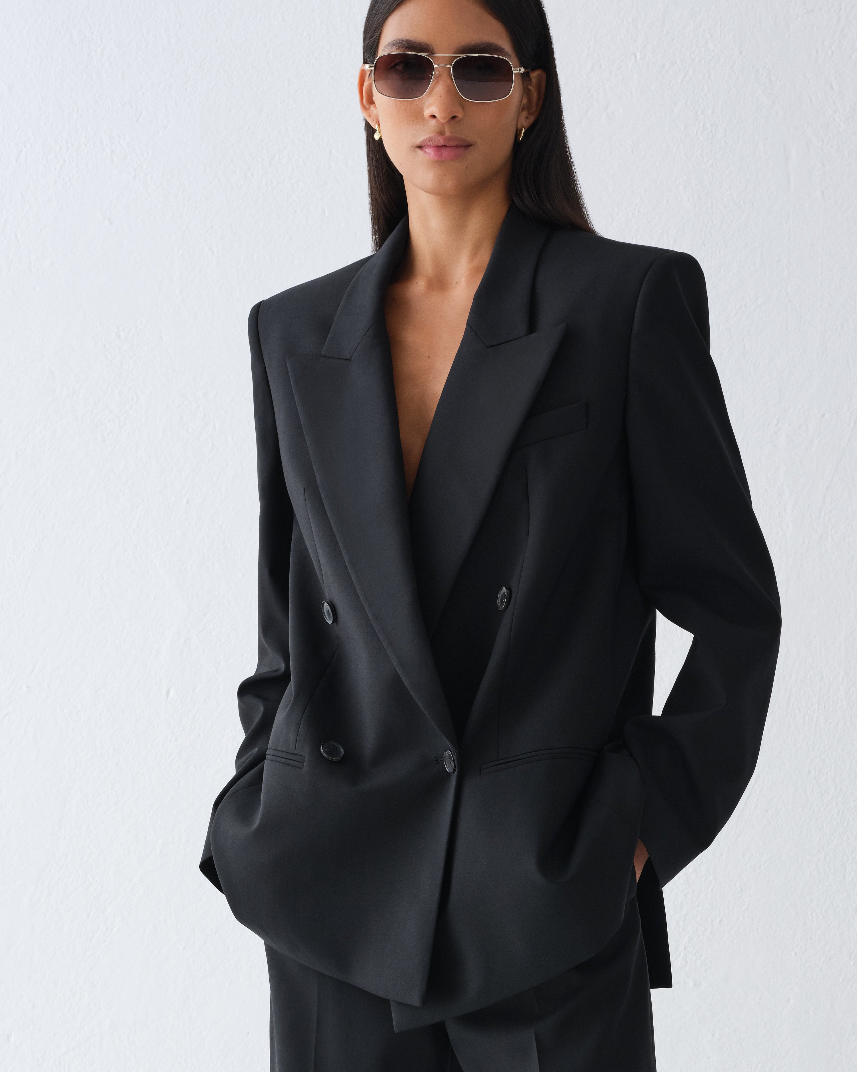 MAELIS BLACK BLAZER
