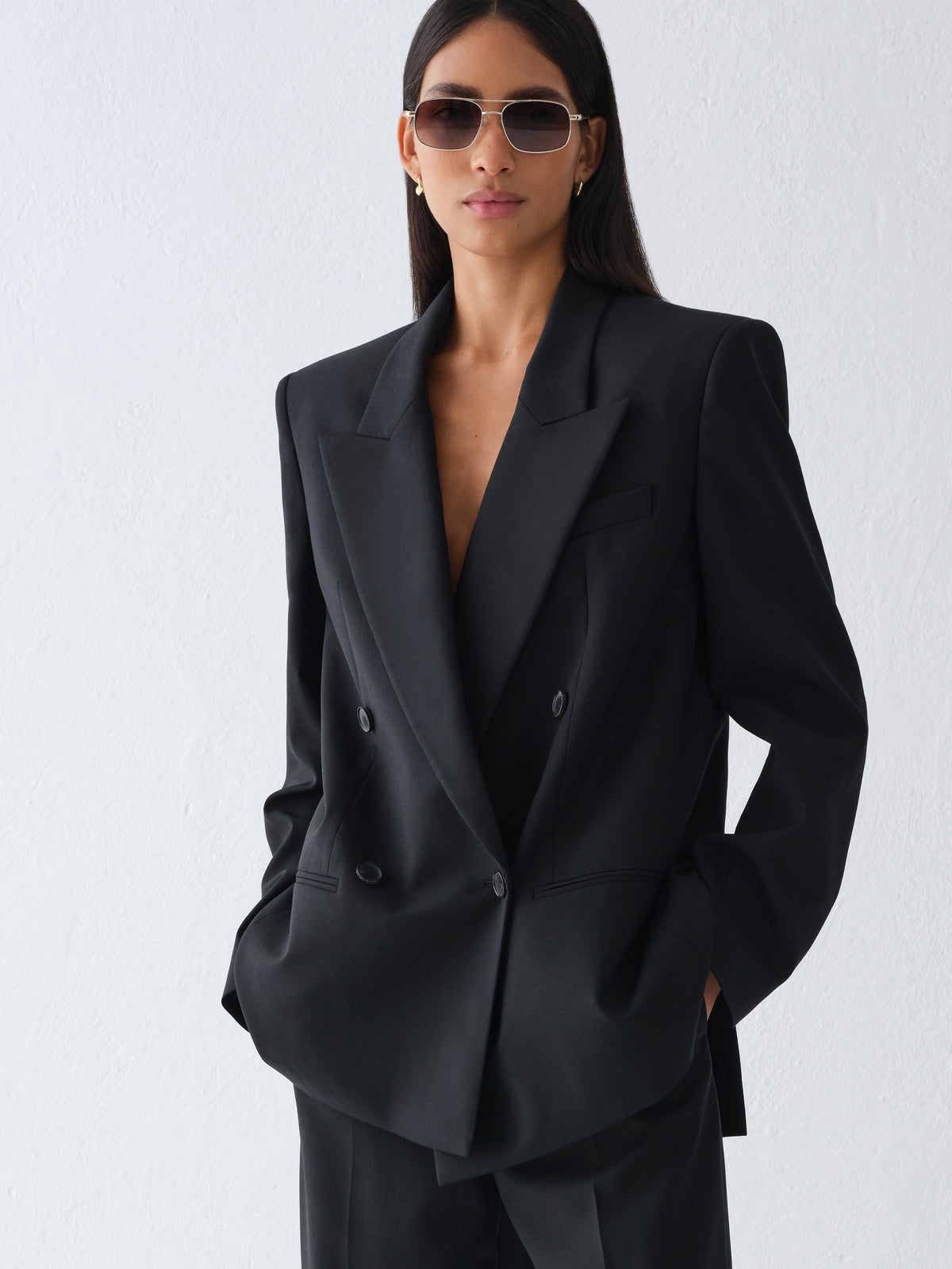 MAELIS BLACK BLAZER