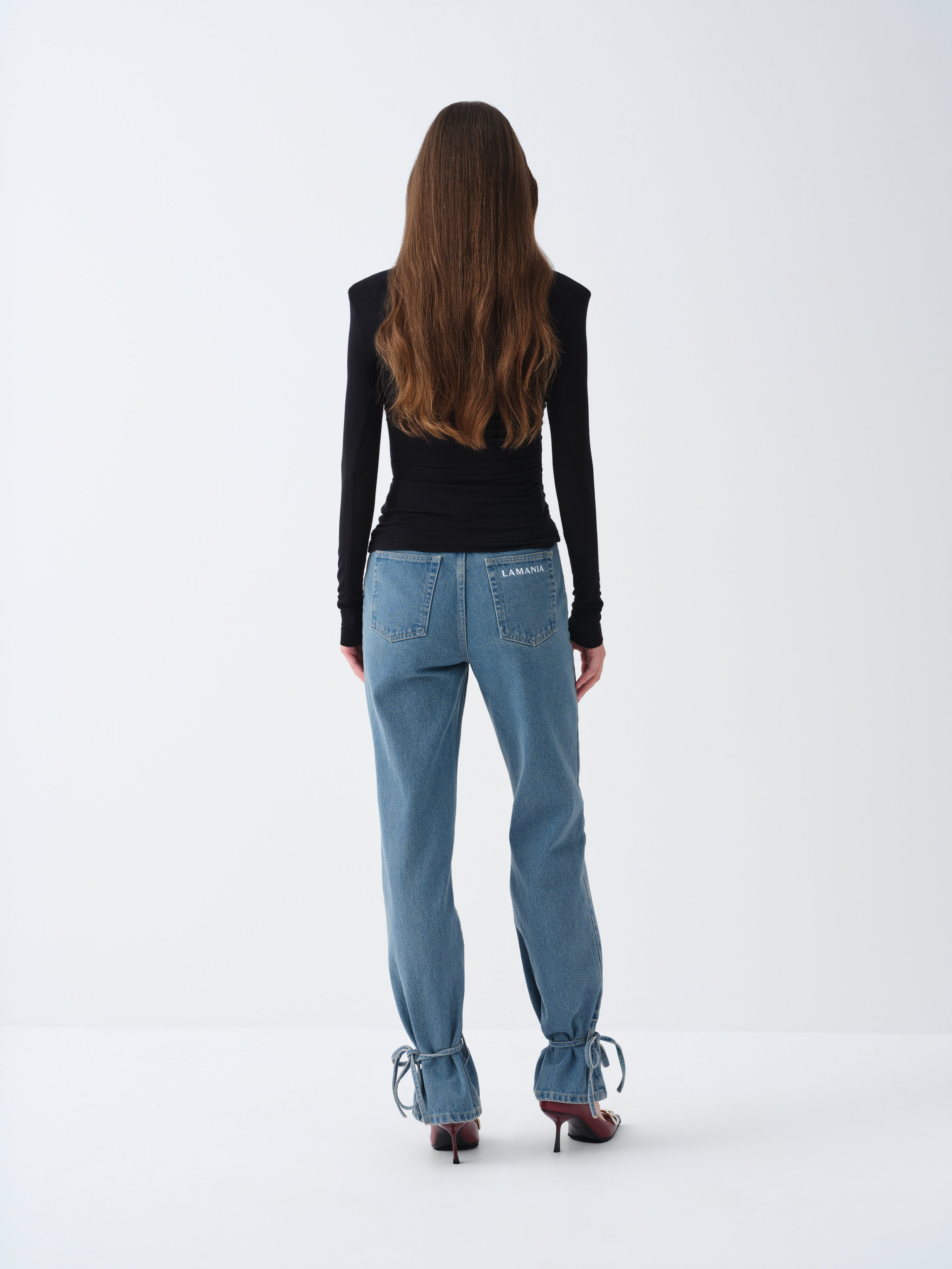 MAICA BLACK TURTLENECK