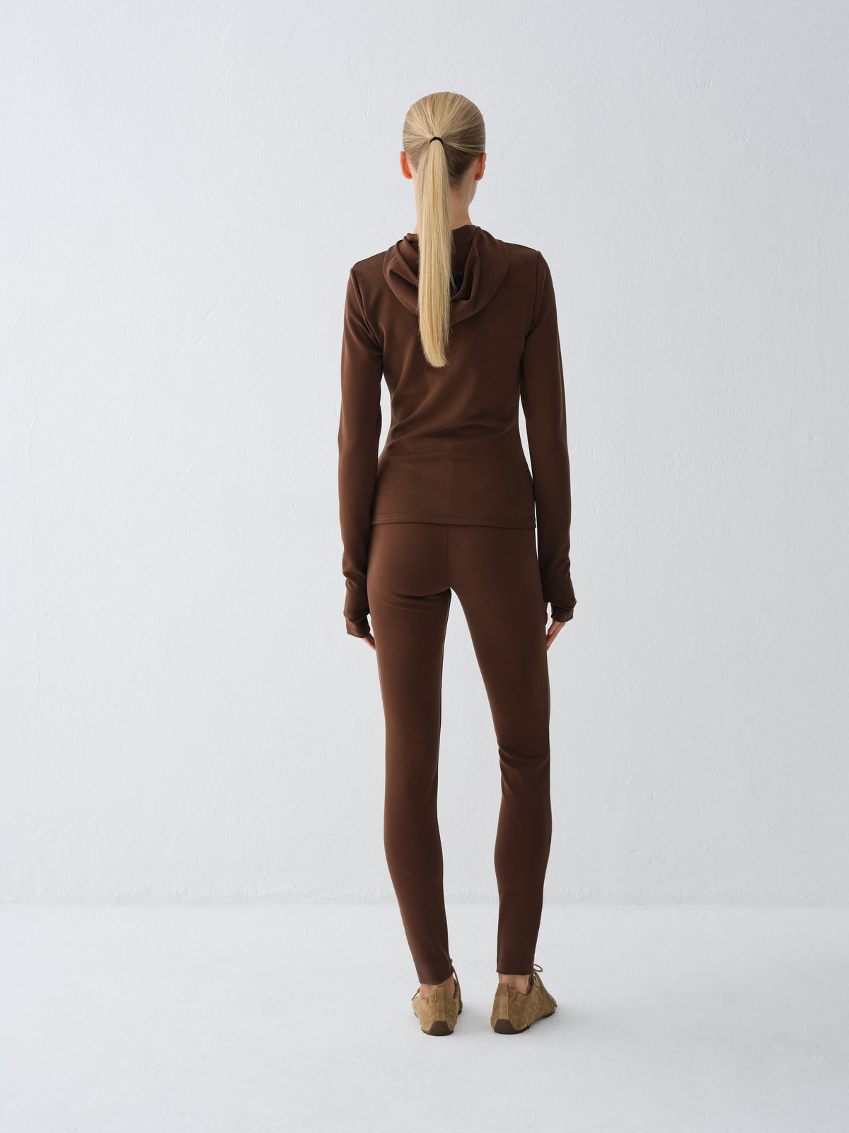 BLUZA Z KAPTUREM MANDIE DARK CHOCOLATE