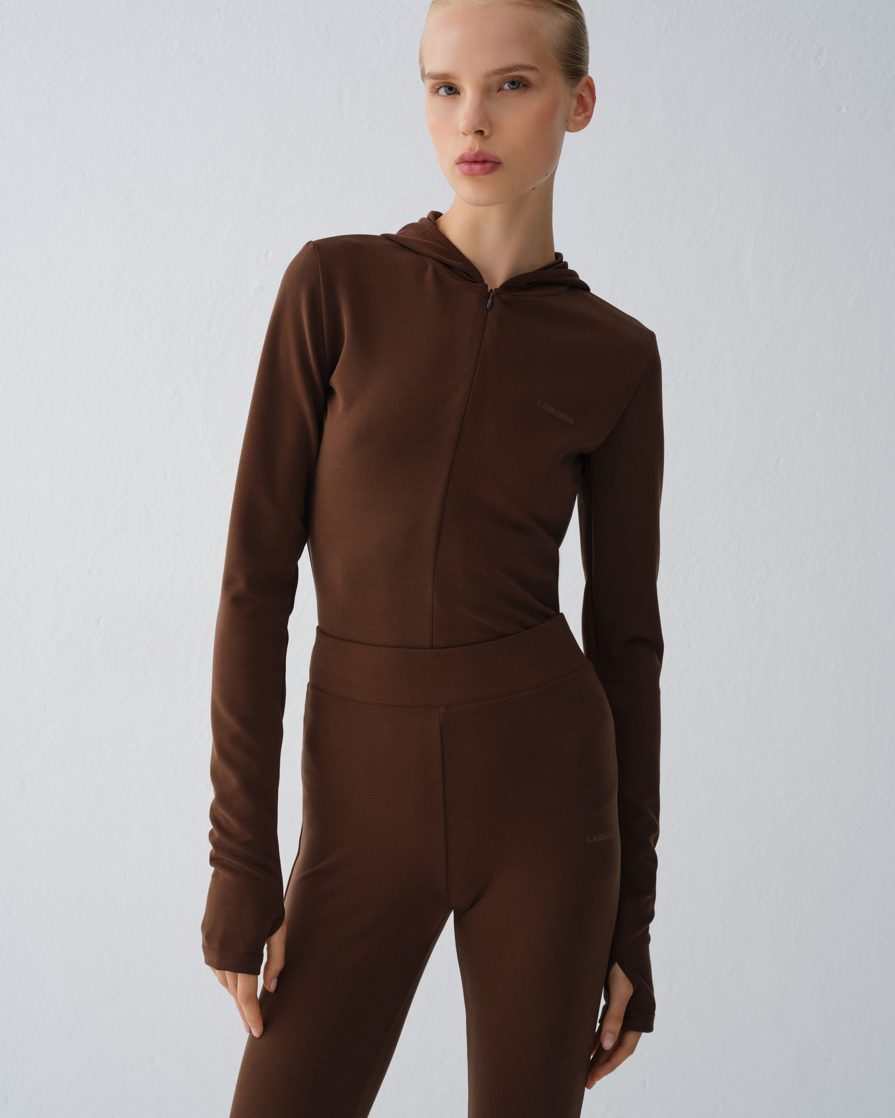 BLUZA Z KAPTUREM MANDIE DARK CHOCOLATE
