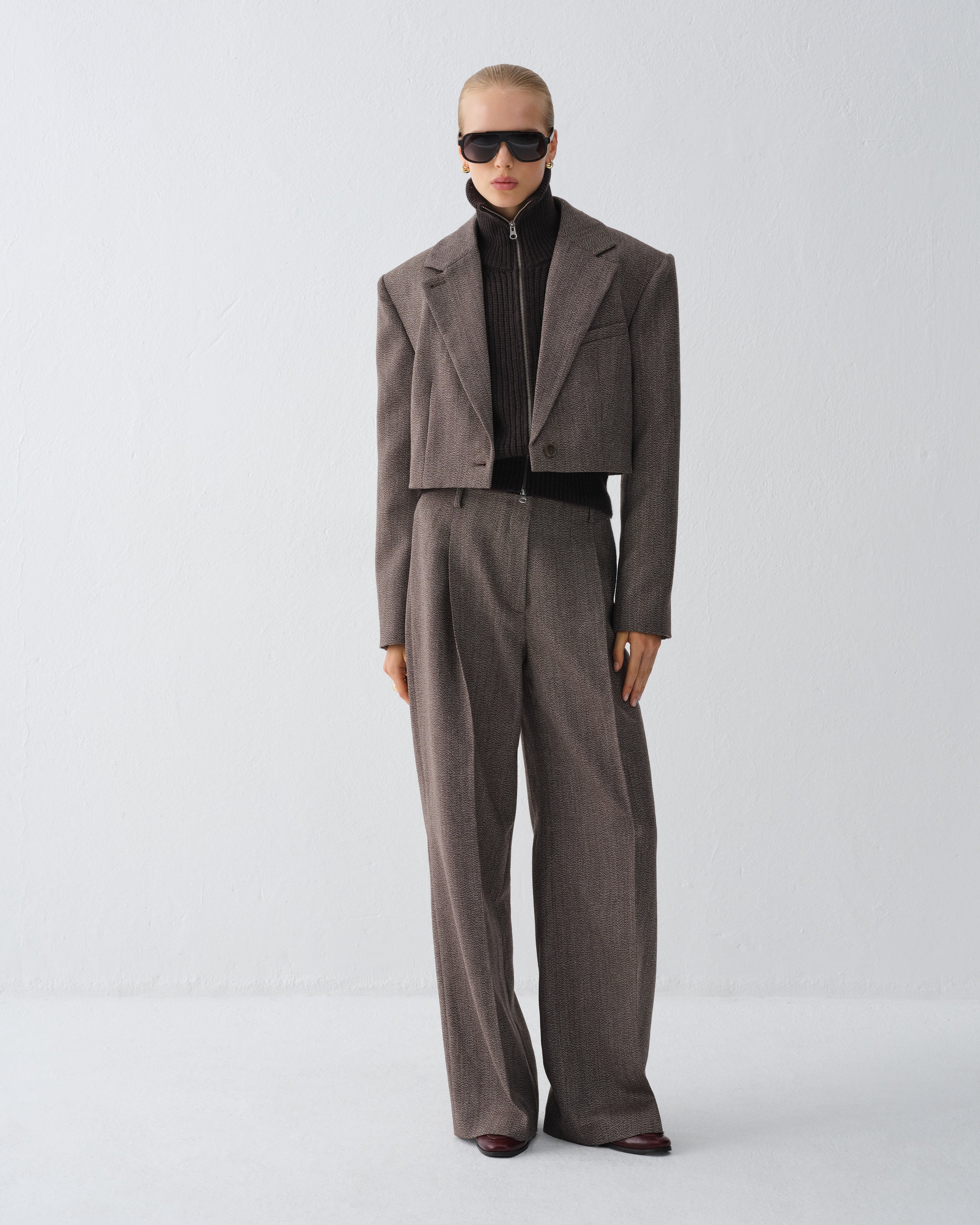 LOE BROWN SUIT TROUSERS