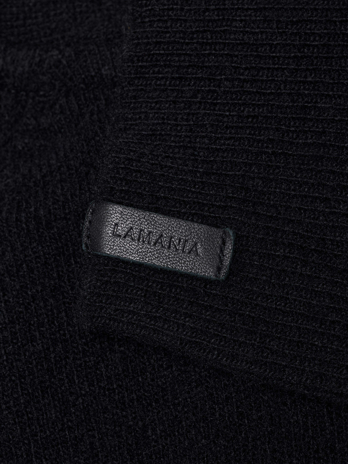NANA BLACK HOODIE