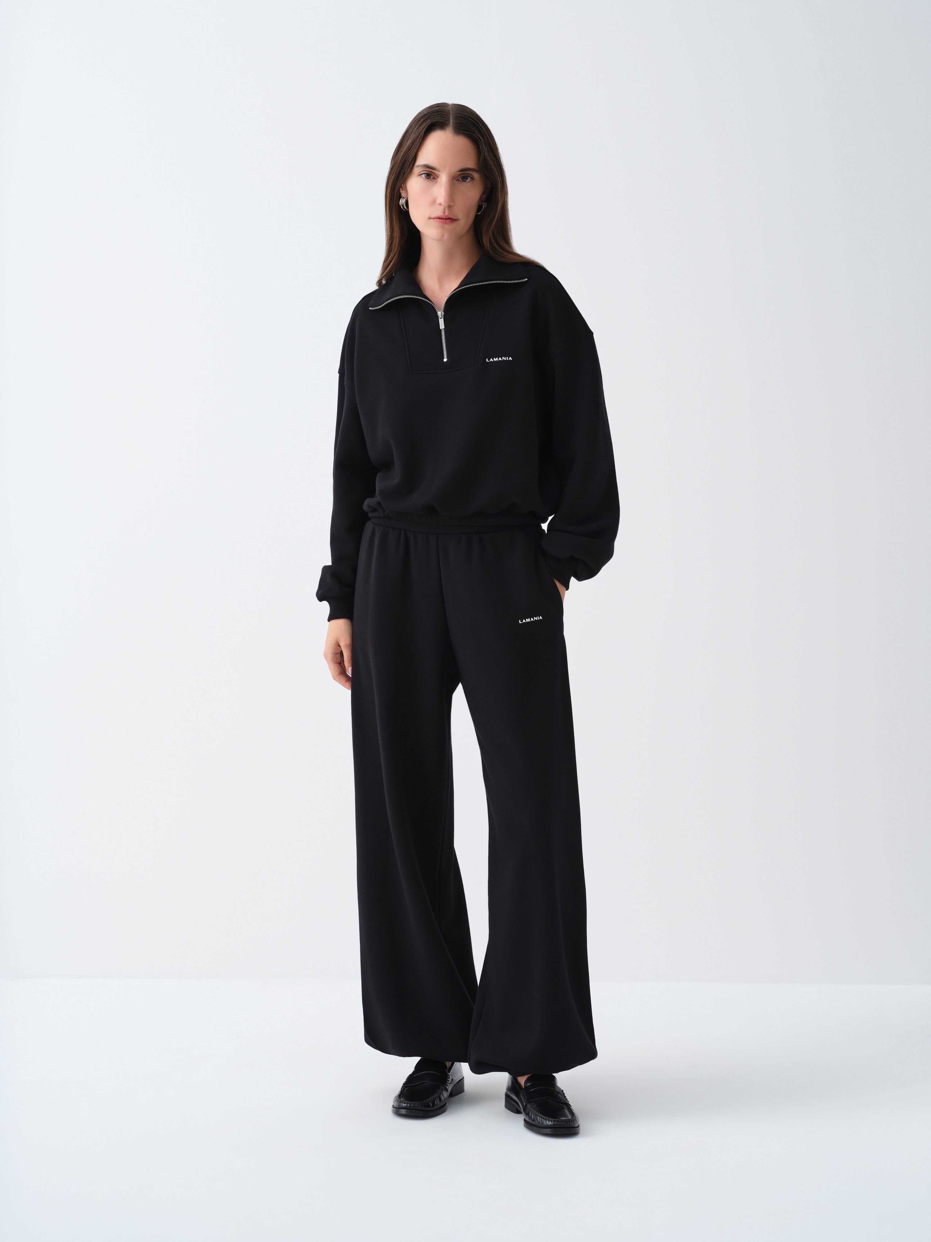 RISA BLACK SWEATSHIRT