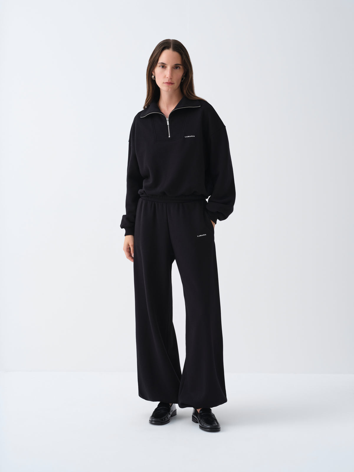 ALYA BLACK SWEATPANTS