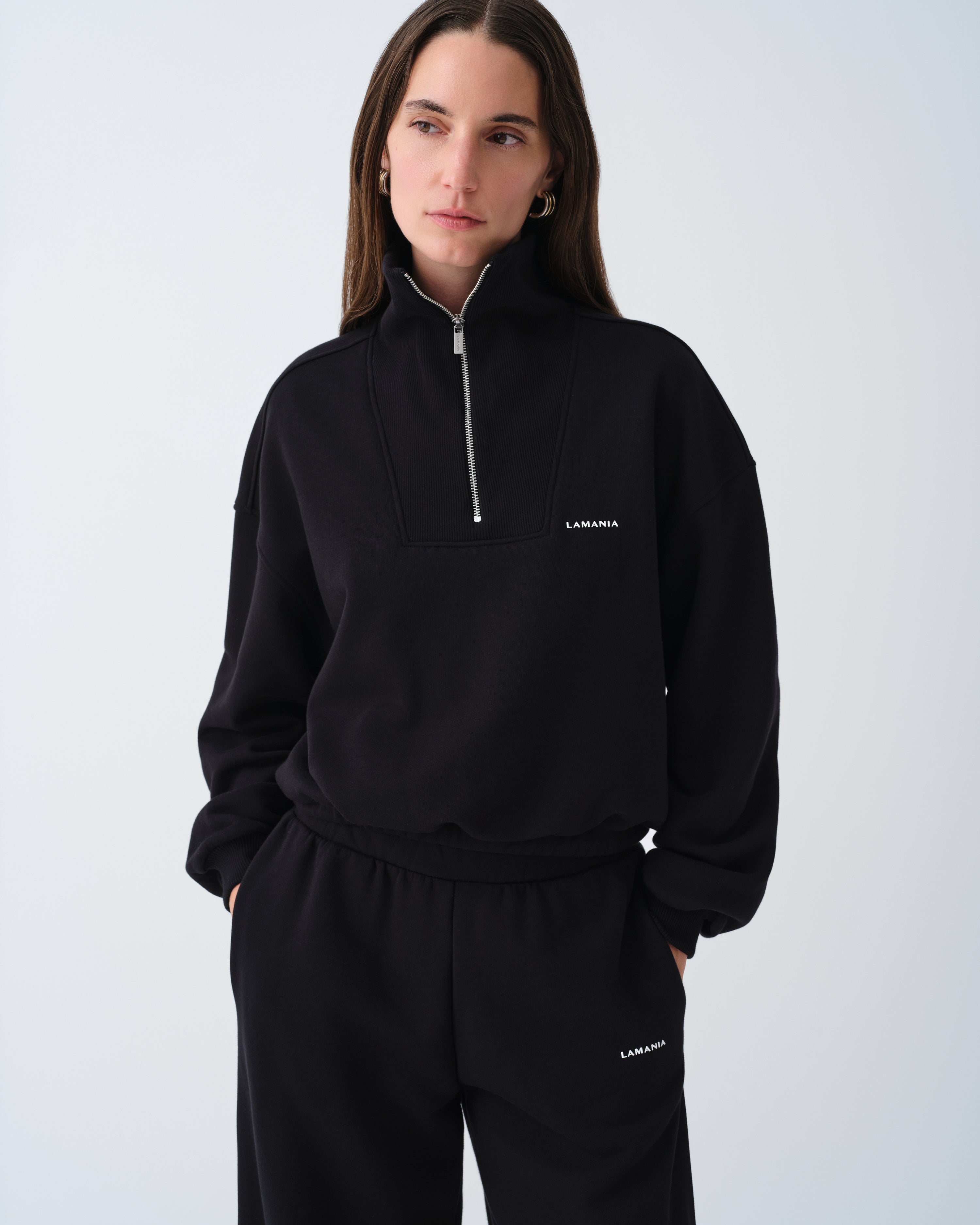 RISA BLACK SWEATSHIRT