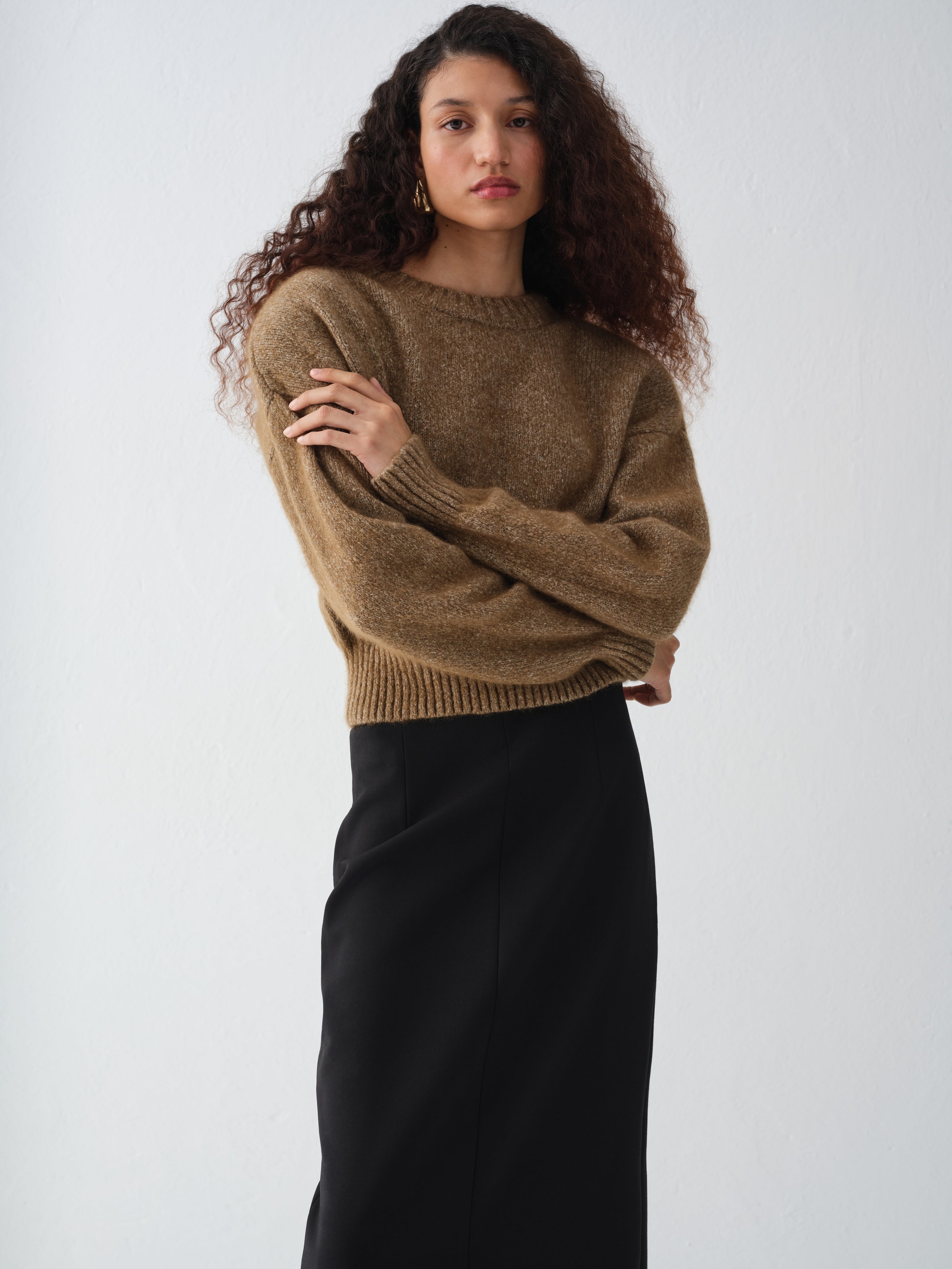 THEIA BEIGE SWEATER