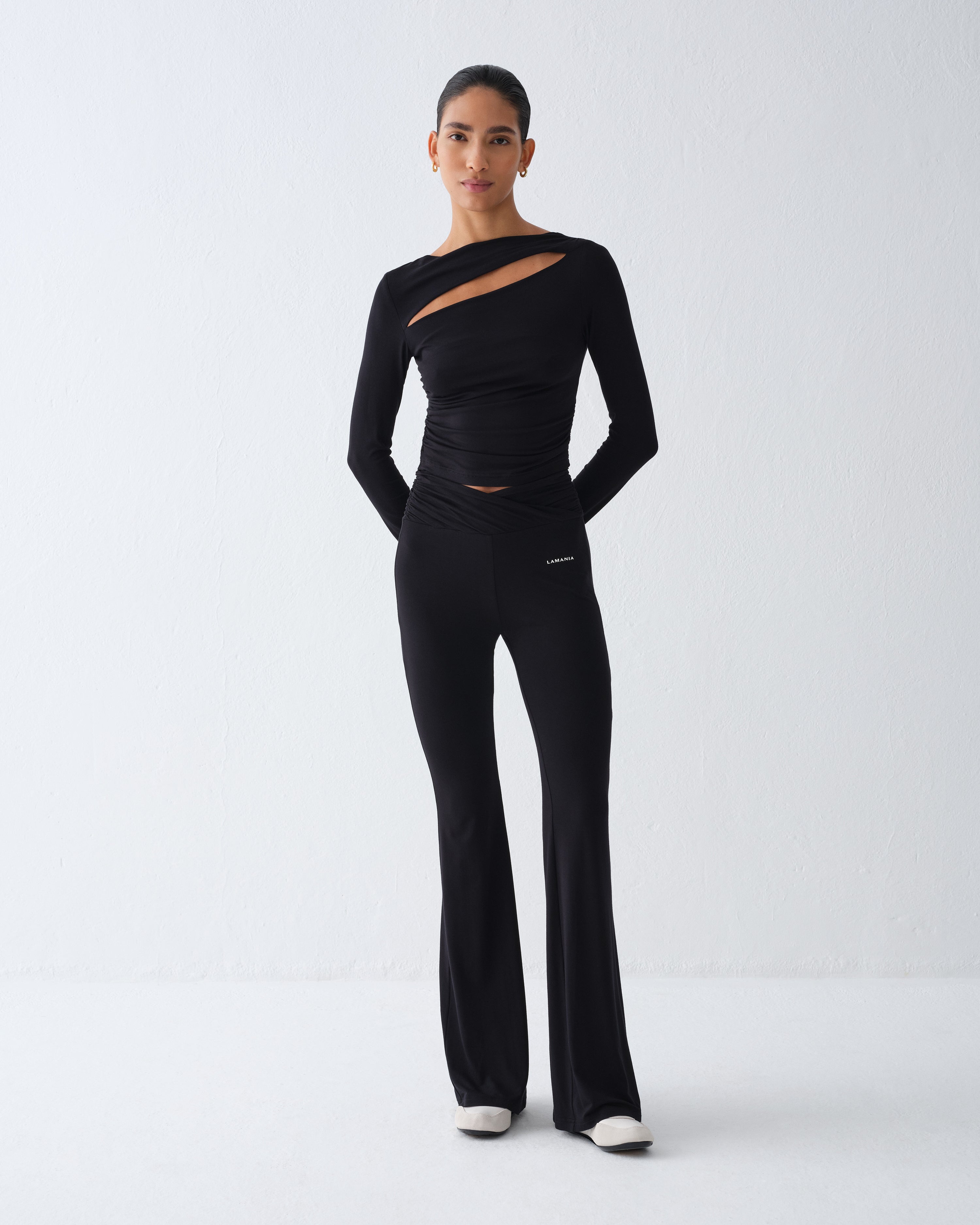 TOP VEYA BLACK