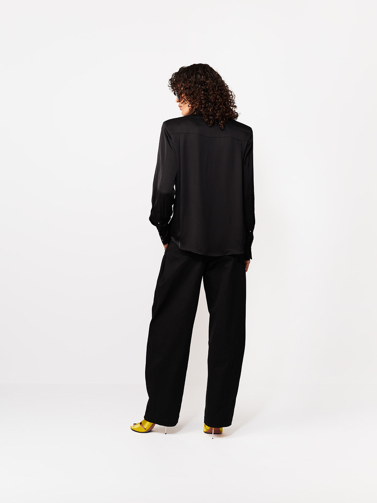 SPODNIE CHAKA BLACK
