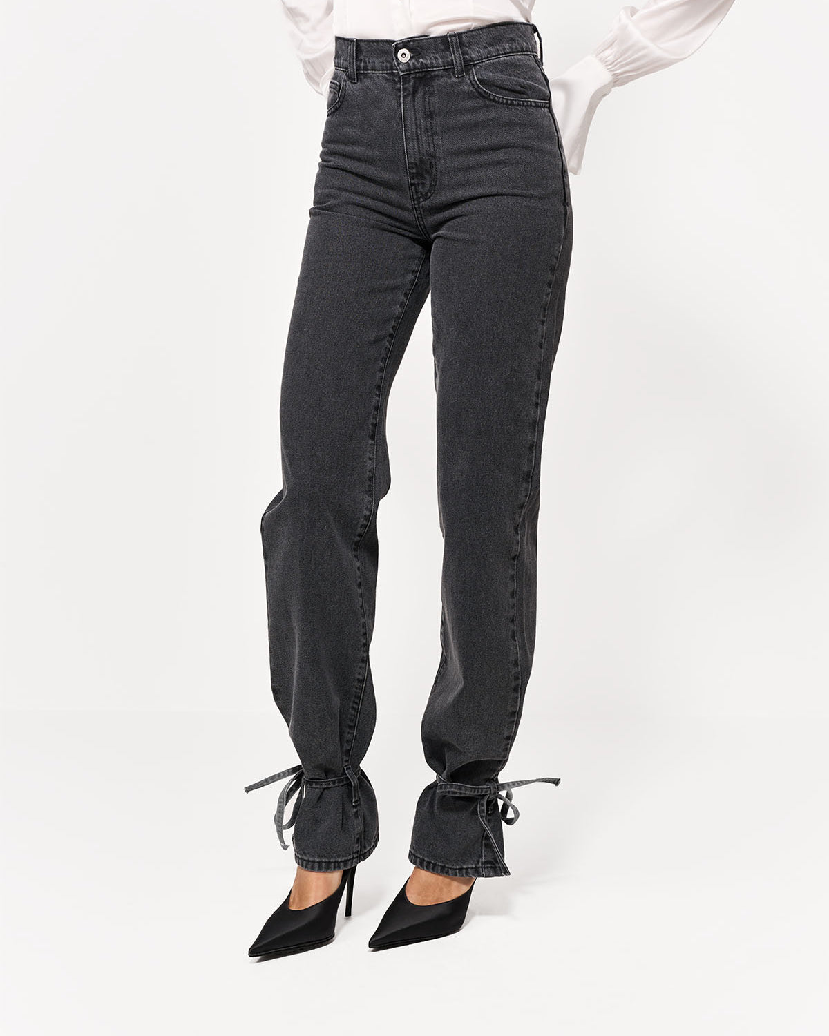 JEANSY ETZI BLACK