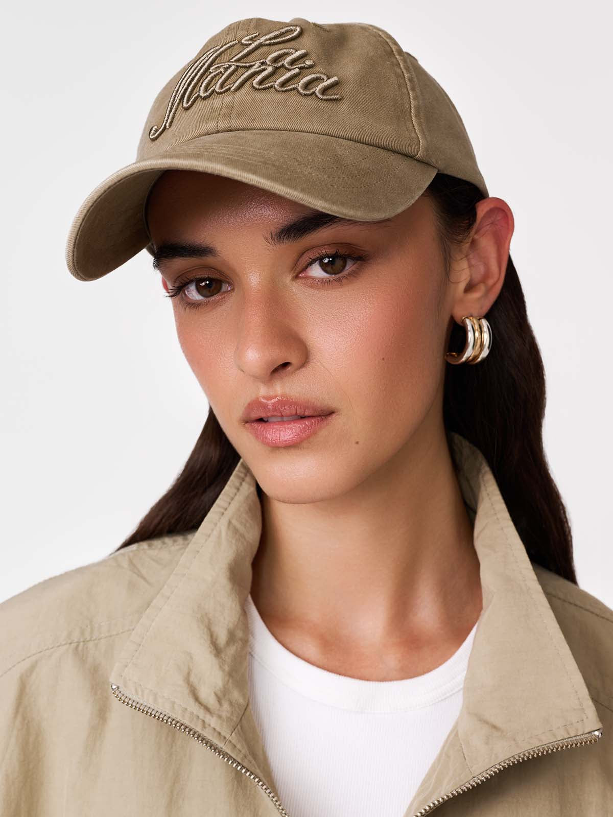 CZAPKA Z DASZKIEM MAGGIORE OLIVE