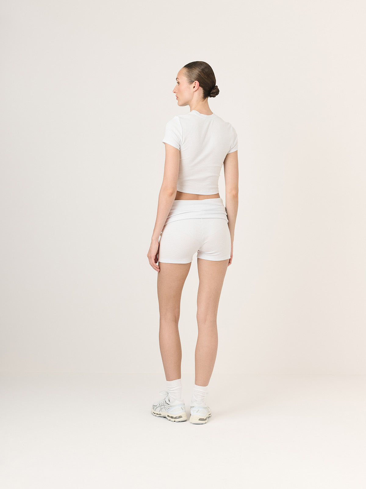 KRÓTKI TOP ELMA CREAM