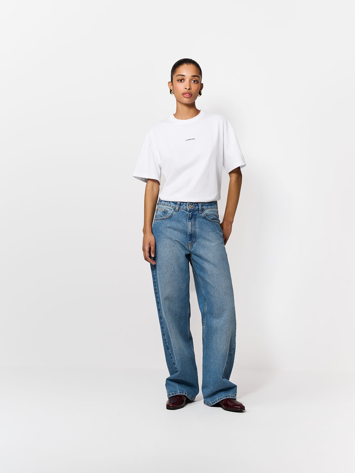 T-SHIRT RIHO WHITE