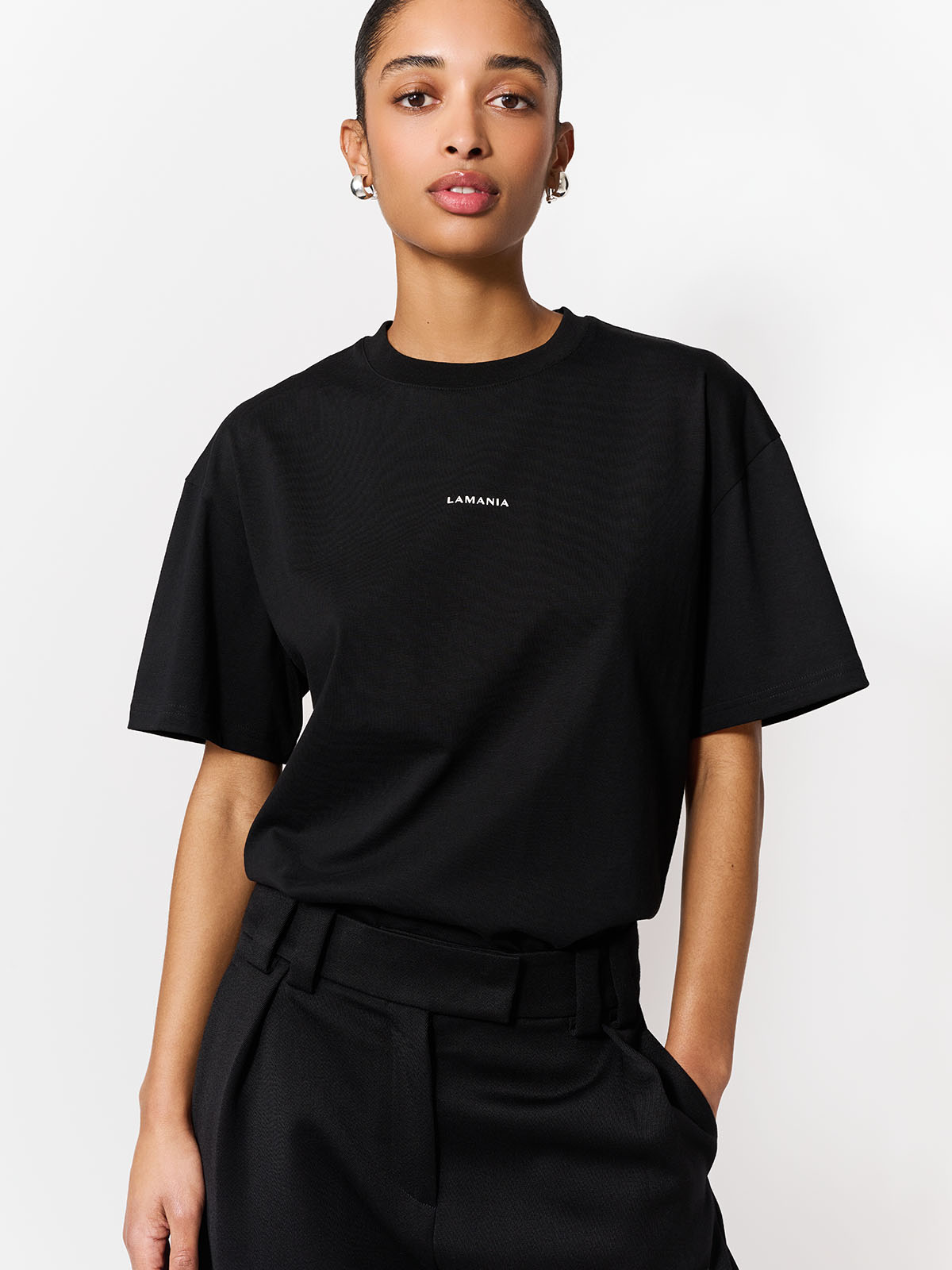 T-SHIRT RIHO BLACK