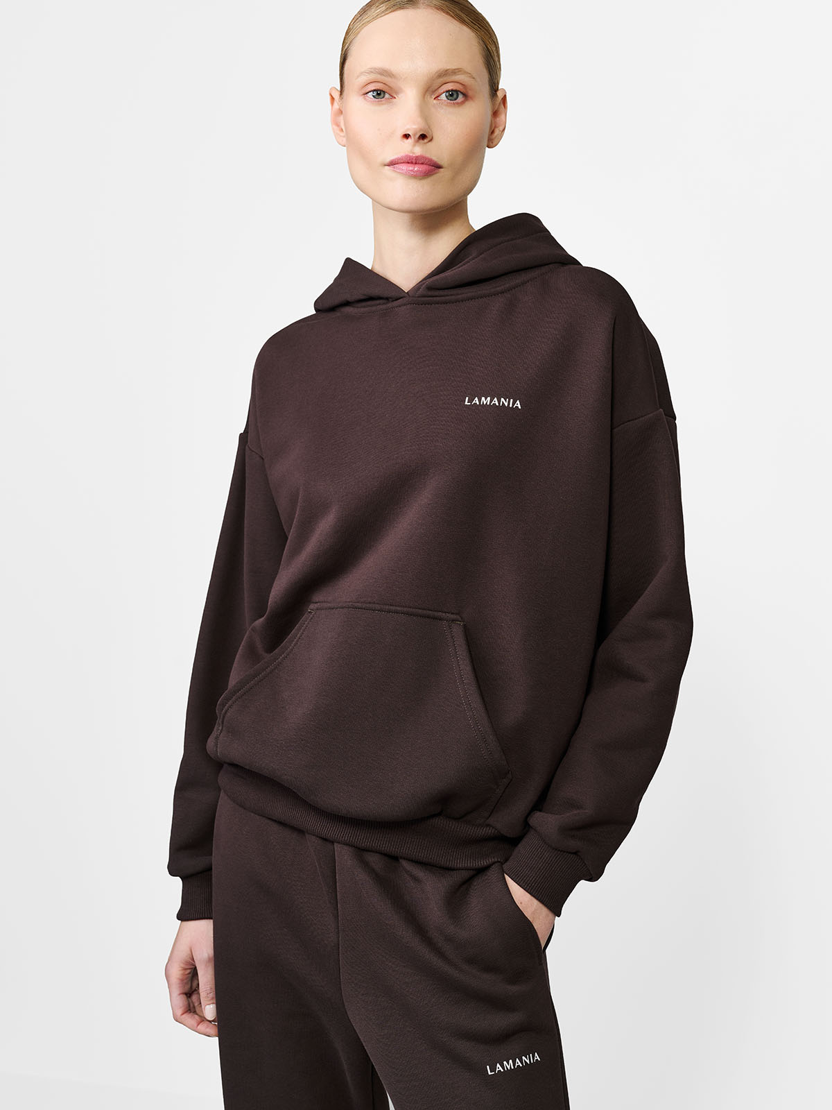 BLUZA Z KAPTUREM TRACK DARK CHOCOLATE