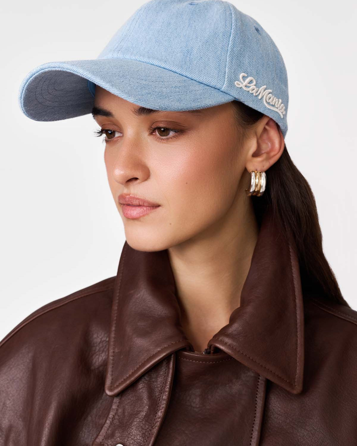 CZAPKA Z DASZKIEM VEA LIGHT BLUE JEANS